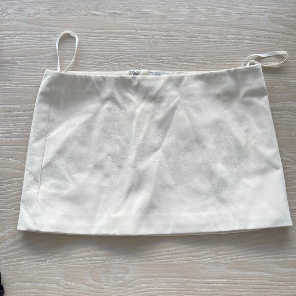 LOBA Anabella Faux Leather Micro Skirt in Off White - Picture 5 of 5